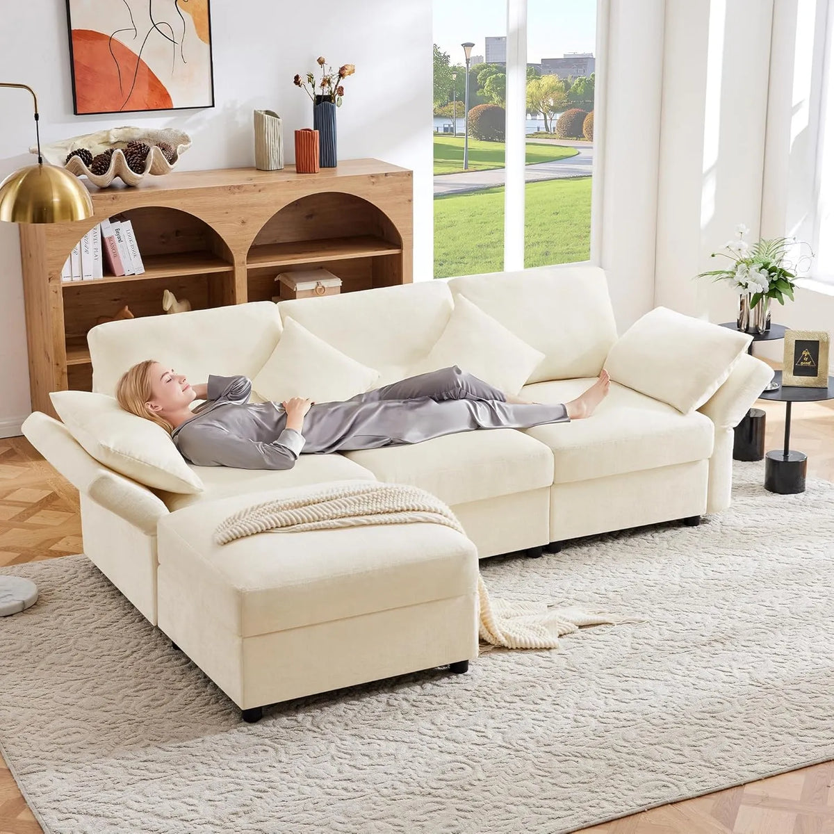 Sofa narożna: w kształcie litery L, z tkaniny szenilowej, z podłokietnikami, z poduszkami, 3-osobowa, regulowana konstrukcja